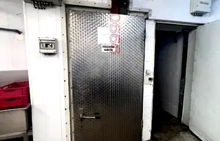Бизнес имот в Ловеч, Троян