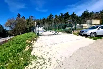 Бизнес имот във Варна, м-т Акчелар