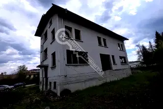 Промишлена сграда във Велико Търново, Елена