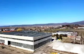Промишлена сграда в София, Елин Пелин