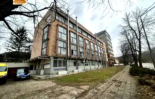 Промишлена сграда в Габрово, Център