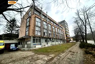 Промишлена сграда в Габрово, Център