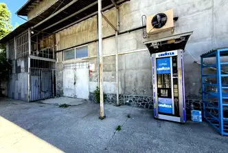 Промишлена сграда в Габрово, Център