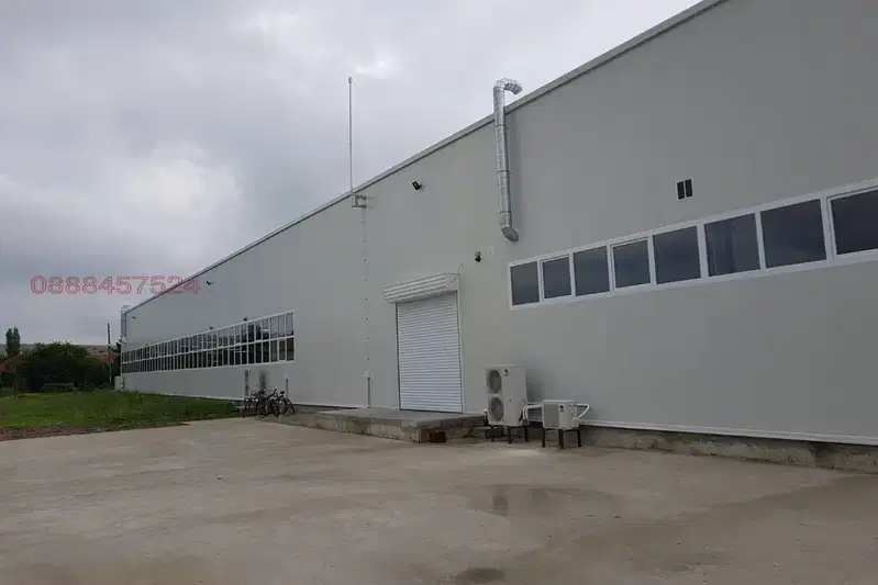 Industrial Building in Oblast Pleven, Iskyr