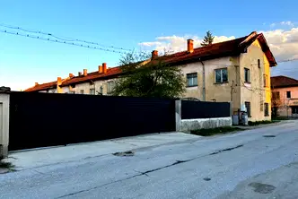 Промишлена сграда в София, Костенец