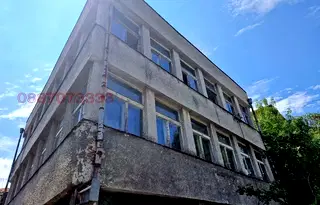 Промишлена сграда в Бургас, Малко Търново
