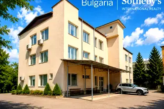 Промишлена сграда във Враца, Мездра