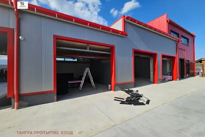 Industrial Building in Oblast Pernik, Radomir