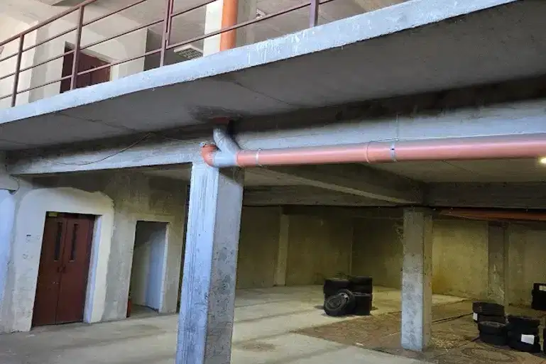 Industrial Building in Ruse, Zdravec Sever 2