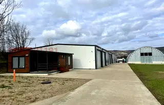 Промишлена сграда в Плевен, с. Дебово