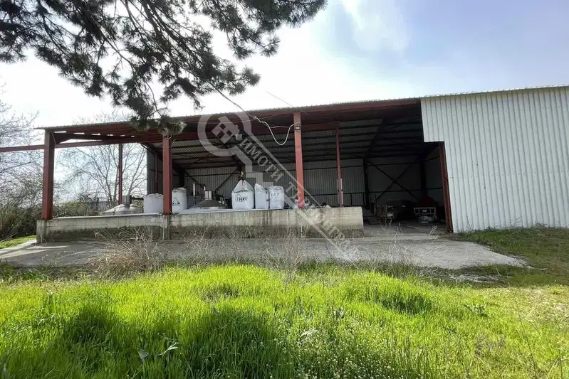 Industrial Building in Oblast Veliko Tyrnovo, Mihalci