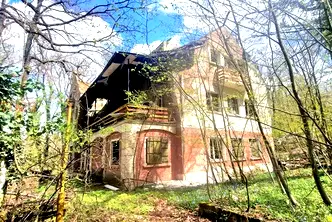 Промишлена сграда в Русе, с. Николово