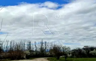 Промишлена сграда в Пазарджик, с. Тополи дол