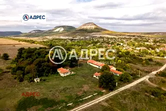 Промишлена сграда във Варна, с. Венчан
