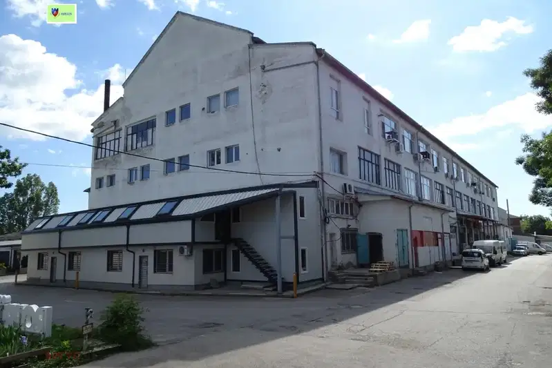 Industrial Building in Sofiya, Npz Iskyr