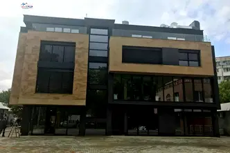Промишлена сграда в София, Света Троица