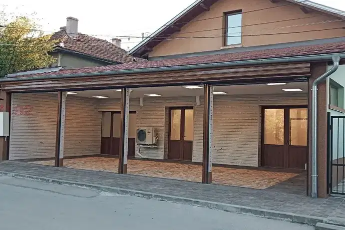 Промишлена сграда в Ловеч, Троян