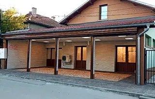 Промишлена сграда в Ловеч, Троян