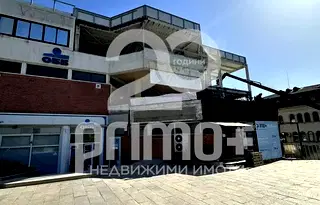 Промишлена сграда във Велико Търново, Център
