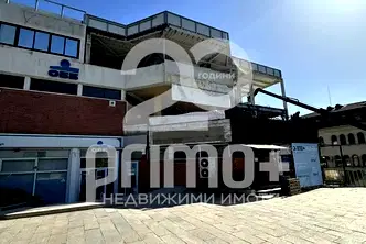 Промишлена сграда във Велико Търново, Център