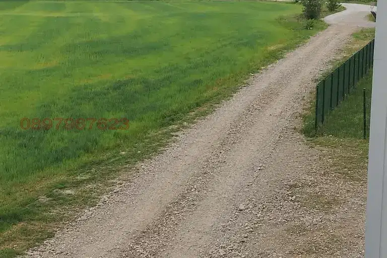 Нива в Пловдив, с. Царацово