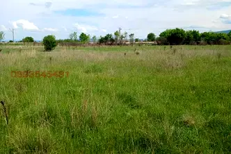 Земеделски имот в София, с. Казичене