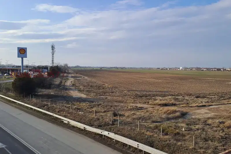 Земеделски имот в Пловдив, с. Радиново