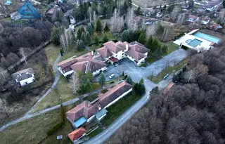 Хотел в Ловеч, Априлци