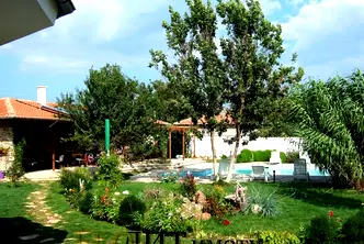 Хотел в Добрич, с. Крапец