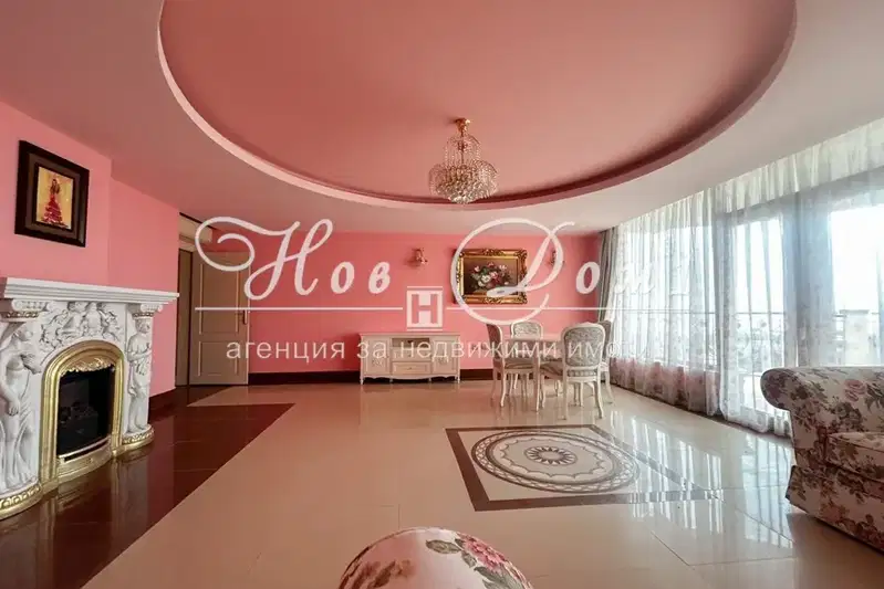 Hotel in Varna, Manastirski Rid