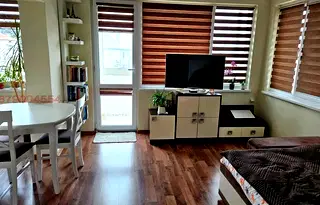 Етаж от къща във Варна, Аксаково