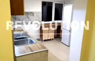 Етаж от къща във Варна, Аксаково