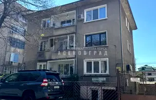 Етаж от къща в Пловдив, Асенов