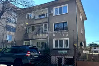 Етаж от къща в Пловдив, Асенов