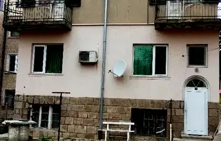 Етаж от къща в Банкя