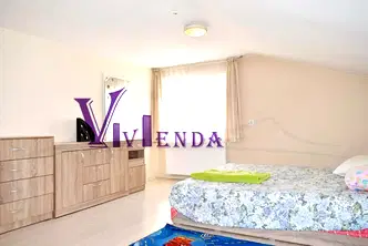 Етаж от къща в Банкя