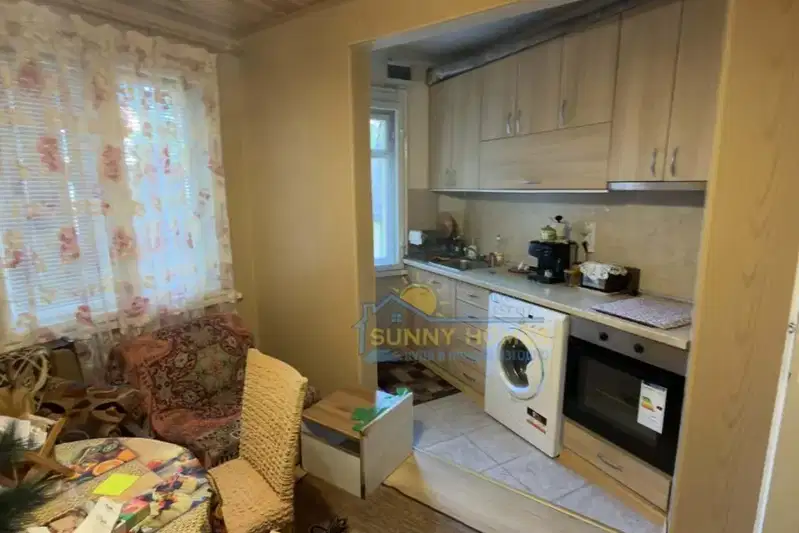 Floor of House in Oblast Veliko Tyrnovo, Gorna Oryahovica