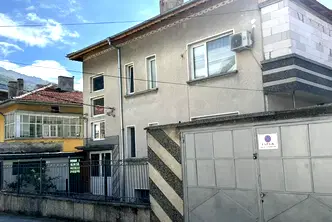 Етаж от къща в Пловдив, Карлово