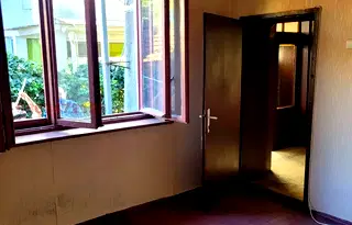 Етаж от къща в Ловеч, Широк център