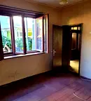 Етаж от къща в Ловеч, Широк център