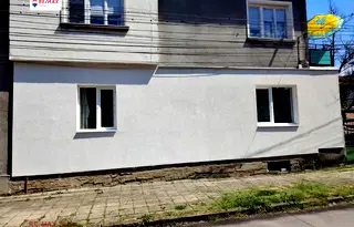 Етаж от къща в Ловеч, Широк център