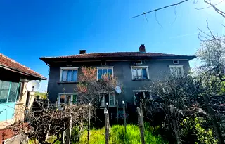 Етаж от къща в Монтана, Кошарник