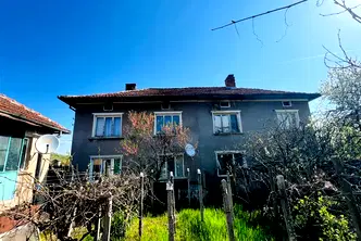 Етаж от къща в Монтана, Кошарник