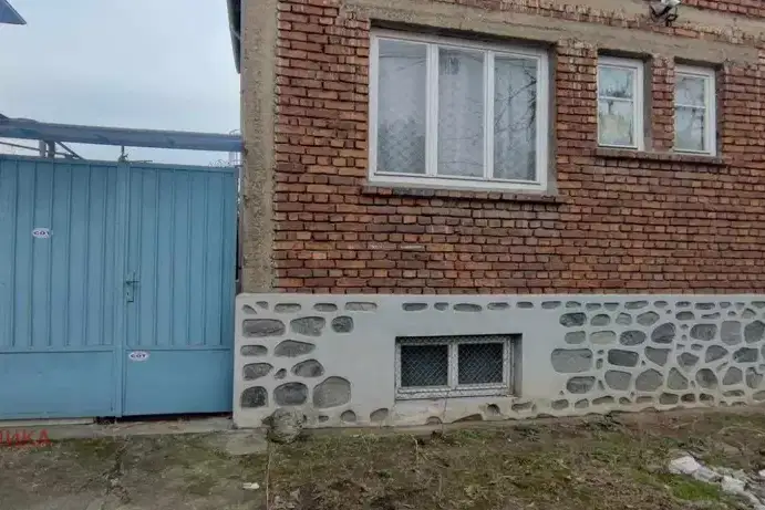 Етаж от къща в Пазарджик, Център