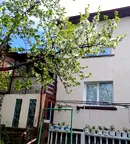 Етаж от къща в Перник, Църква