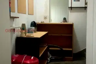 Етаж от къща в Плевен, Широк център