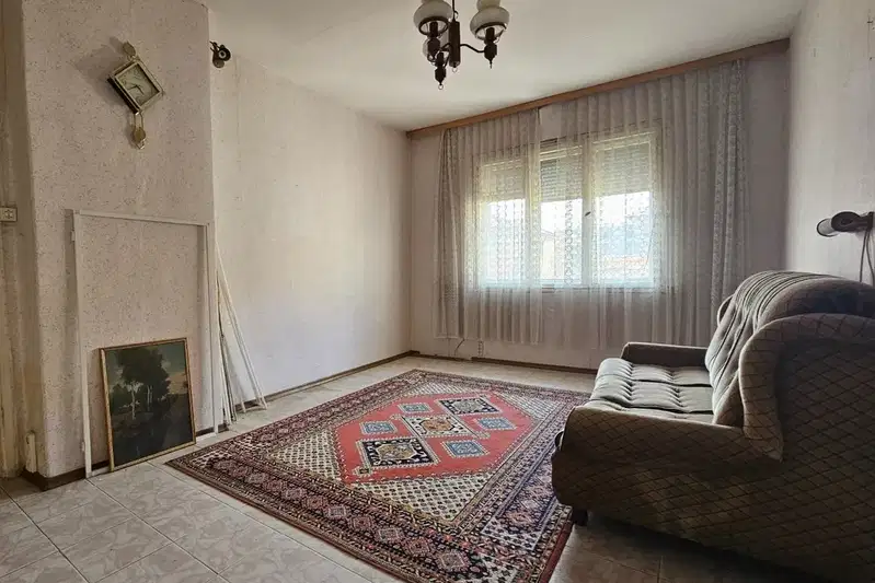 Floor of House in Plovdiv, Centyr