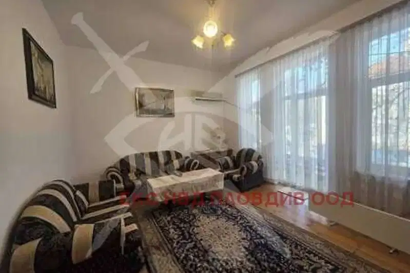 Floor of House in Plovdiv, Centyr