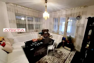 Етаж от къща в Пловдив, Кършияка