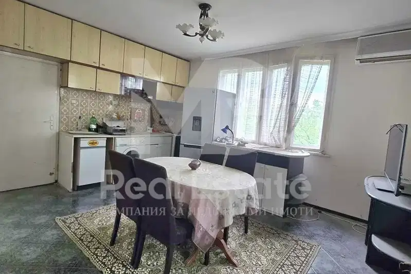 Floor of House in Plovdiv, Kyuchuk Parij